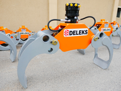 pinza forestale da 10qli per legna con rotore flangiato per attacco rapido mod dk 11c gr 30ff