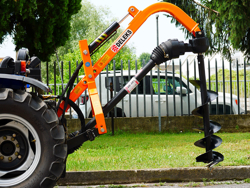 trivella portata per trattore con sistema idraulico l 50h