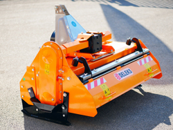 fresa miscelatrice per lettiere di allevamenti avicoli deleks cardano incluso