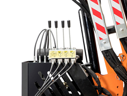 braccio decespugliatore idraulico per trattore trincia o barra tosasiepi mod airone 180 tr