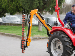 braccio decespugliatore idraulico per trattore trincia o barra tosasiepi mod airone 160 tr