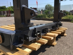 forca porta bancali per trattore agricolo d 700 e