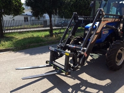 forca porta bancali per trattore agricolo d 700 e