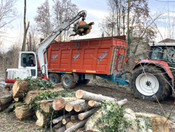 pinza per tronchi della legna da 20qli su miniescavatore o caricaletame mod dk 16