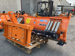 sgombraneve con attacco per pala frontale del trattore mod ln 175 e