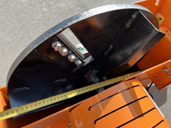 biotrituratore a scoppio con motore produzione di cippato mod dk 900 bs