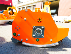 trincia a mazze per trattore 140cm di taglio serie media mod leopard 140
