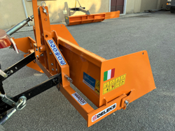 paletta 120cm con ribaltamento a leva per trattore pala meccanica mod bucket 120 l
