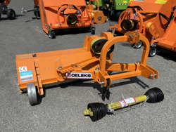 trinciaerba a mazze per trattore tipo carraro 120cm di taglio trincia erba e sarmenti lince 120 lateral