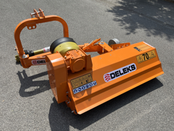 trinciaerba a mazze per trattore tipo carraro 120cm di taglio trincia erba e sarmenti lince 120 lateral