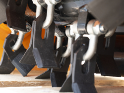 trincia rovi per miniescavatore da 60cm decespugliatore idraulico mod ar 60