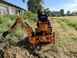 retroescavatore portato con benna per trattore agricolo mod drs 1000t