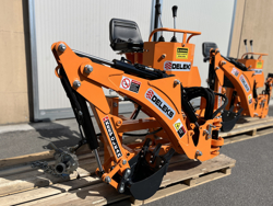 retroescavatore portato con benna per trattore agricolo mod drs 1000t