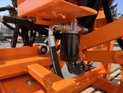 retroescavatore portato con benna per trattore agricolo mod drs 1000t