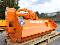 trincia erba e sarmenti a mazze serie media da 120cm di taglio per trattore da frutteto mod lincione 120 sp