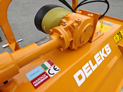 trincia erba e sarmenti a mazze serie media da 120cm di taglio per trattore da frutteto mod lincione 120 sph