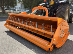 trinciasarmenti a mazze spostabile per trattore da vigneto mod gepard 190