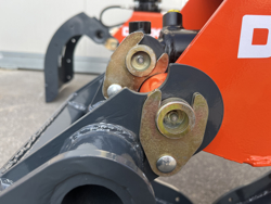 pinza selezionatrice per miniescavatori gru o caricaletame mod dkp 10