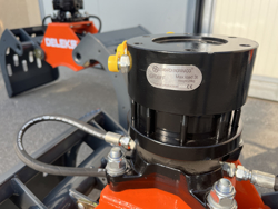 pinza selezionatrice per miniescavatori gru o caricaletame mod dkp 10