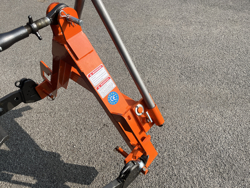 forca con 3 punte per balloni del fieno dk 8