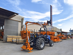 braccio decespugliatore idraulico con barra falciante potasiepi per trattore mod falcow