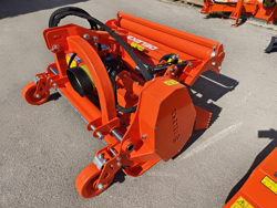 trinciatrice serie pesante spostabile universale a mazze per trattore gorilla 150