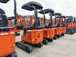 miniescavatore compatto m80