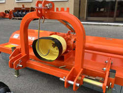 trincia a mazze serie medio pesante per trattori a utilizzo universale mod tigre 180