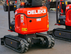 miniescavatore compatto m100