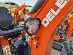 miniescavatore compatto motore kubota s100a