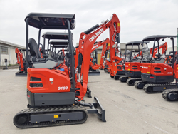 miniescavatore compatto s180