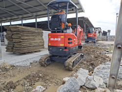 miniescavatore compatto s180