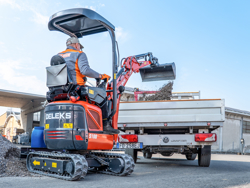 miniescavatore compatto motore kubota s100
