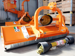 trincia a mazze per trattore tipo carraro 120cm di taglio spostabile serie leggera lince sp120h