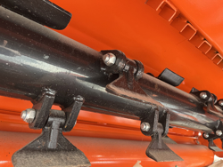 trinciatrice a mazze con spostamento idraulico per trattrice mod grizzly 200 ricondizionato 88